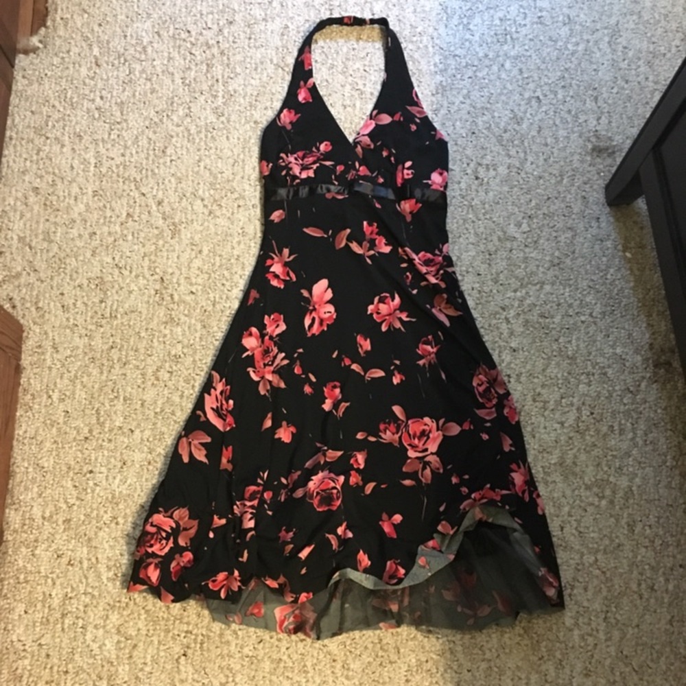 Cute halter dress *1 day sale*